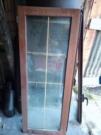 INFISSI COLOR LEGNO CON PERSIATE