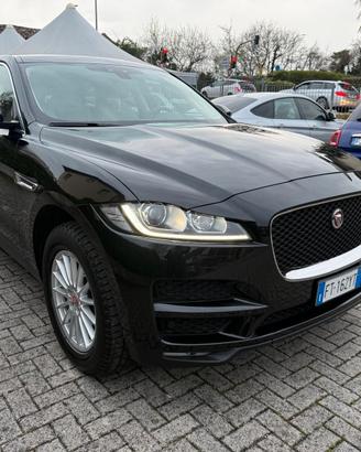 Jaguar F-Pace 2.0 D AWD Prestige