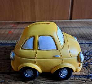 salvadanaio in terracotta