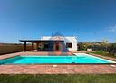 portopalo-villa-con-spazio-esterno-e-piscina