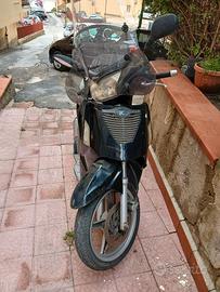 moto kymco 125 people