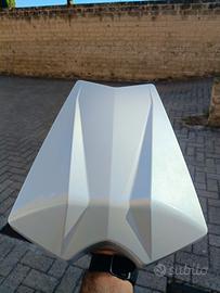 Unghia monoposto Yamaha FZ8