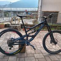 MTB Enduro YT Capra Carbon  27,5