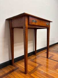 Tavolino in Legno Massello con Cassetto Vintage