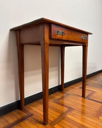Tavolino in Legno Massello con Cassetto Vintage