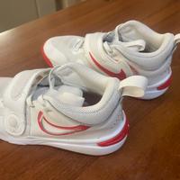 Scarpe Nike Hustle D11 n. 33