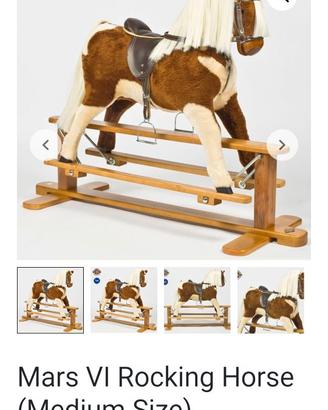 Cavallo a dondolo inimitabile