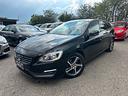 volvo-v60-d2-1-6-powershift-r-design-kinetic