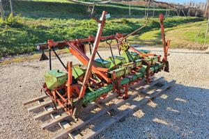 seminatrice AJ Troster da 6 file per mais lar. 250