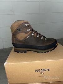scarpa da montagna Dolomite 