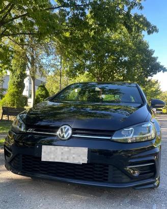 VW Golf 7 R-Line  1.4 TSI  R-LINE