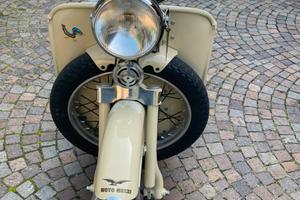 Moto d'epoca Guzzi Galletto