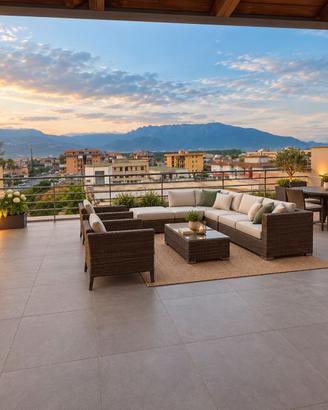 POMPEI – ELEGANTE APPARTAMENTO CON AMPIO TERRAZZO