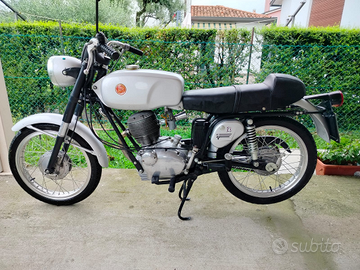 Gilera 124 5V