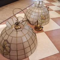 Coppia di lampadari vintage madreperla