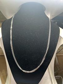 Collana Uomo in acciaio puro inossidabile.