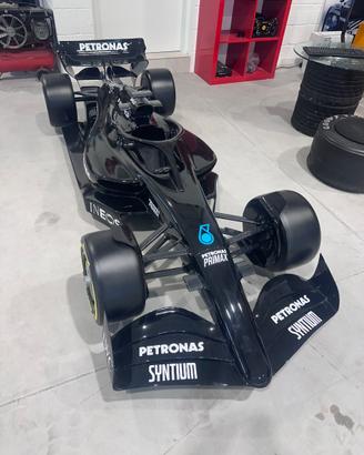 Mercedes F1 scala 1:2
