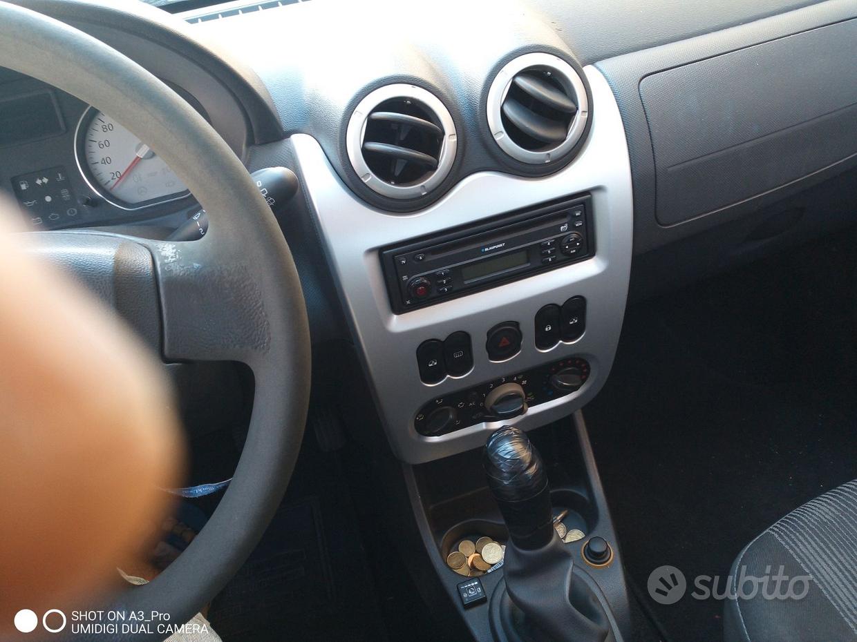 DACIA Sandero 1ª serie