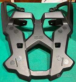 Bauletto e staffa portapacchi Yamaha Tracer 900