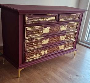 Mobile in arte deco'  moderno