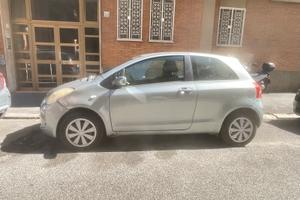Toyota Yaris 1.0 2006- ADATTA A NEOPATENTATI