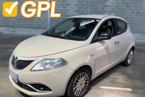 Lancia Ypsilon 1.2 69 CV 5 porte GPL Ecochic Gold 