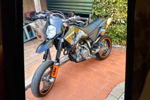 Ktm 640 lc4 supermotard