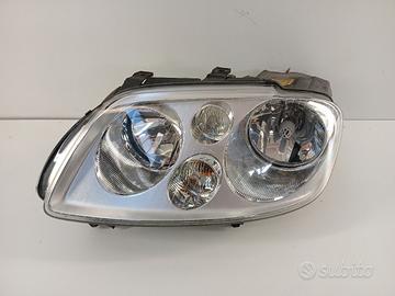 Faro ant sx VOLKSWAGEN TOURAN (1T1, 1T2) '03