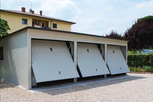 Box auto zona policlinico