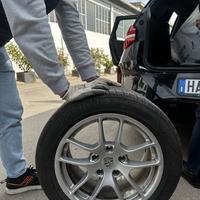 Set 4 pezzi cerchi e gomme Porsche diametro 18