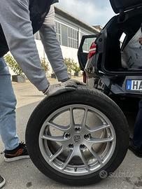 Set 4 pezzi cerchi e gomme Porsche diametro 18