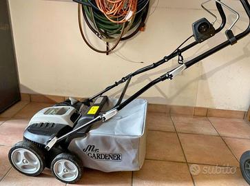 Arieggiatore scarificatore elettrico