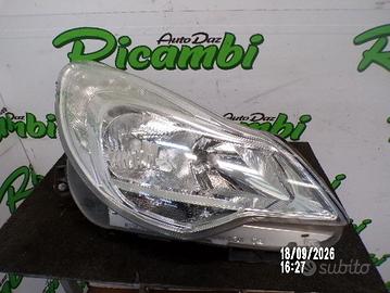 FARO ANTERIORE DESTRO OPEL CORSA D ANNO 2011