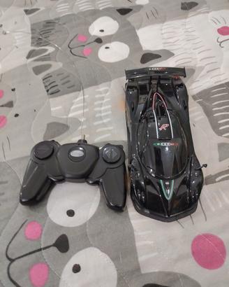 macchinina radiocomandata pagani Zonda r 