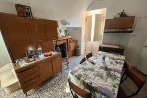 Casa indipendente centro storico Gissi