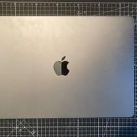 Apple Mac Book Air 15"