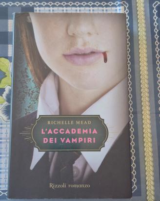 L'accademia dei vampiri - Richelle Mead
