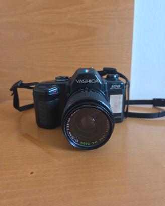 Fotocamera Analogica Yashica 108 + Obiettivo 35-70