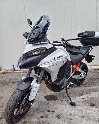 Ducati Multistrada V4 travel &radar 