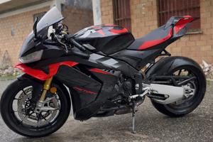 Aprilia RSV4 Factory 2025