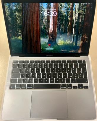 Macbook air m1