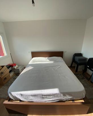 Letto matrimoniale con contenitore