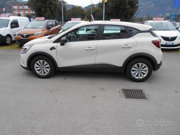 Renault Captur TCE 100 LIFE