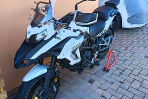 Benelli trk 502