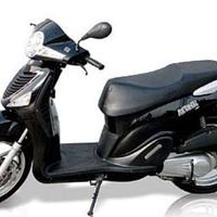 Scooter moto Atene 125 - Guidabile con patente B