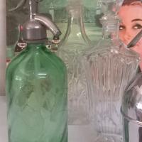 Lotto vintage: sifone da seltz e due bottiglie