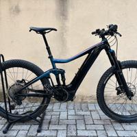 Giant E-MTB