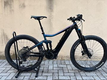 Giant E-MTB