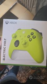 pad xbox e stazione di carica con batteria ricaric