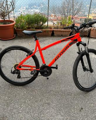 Bicicletta B-Twin 26X2.00